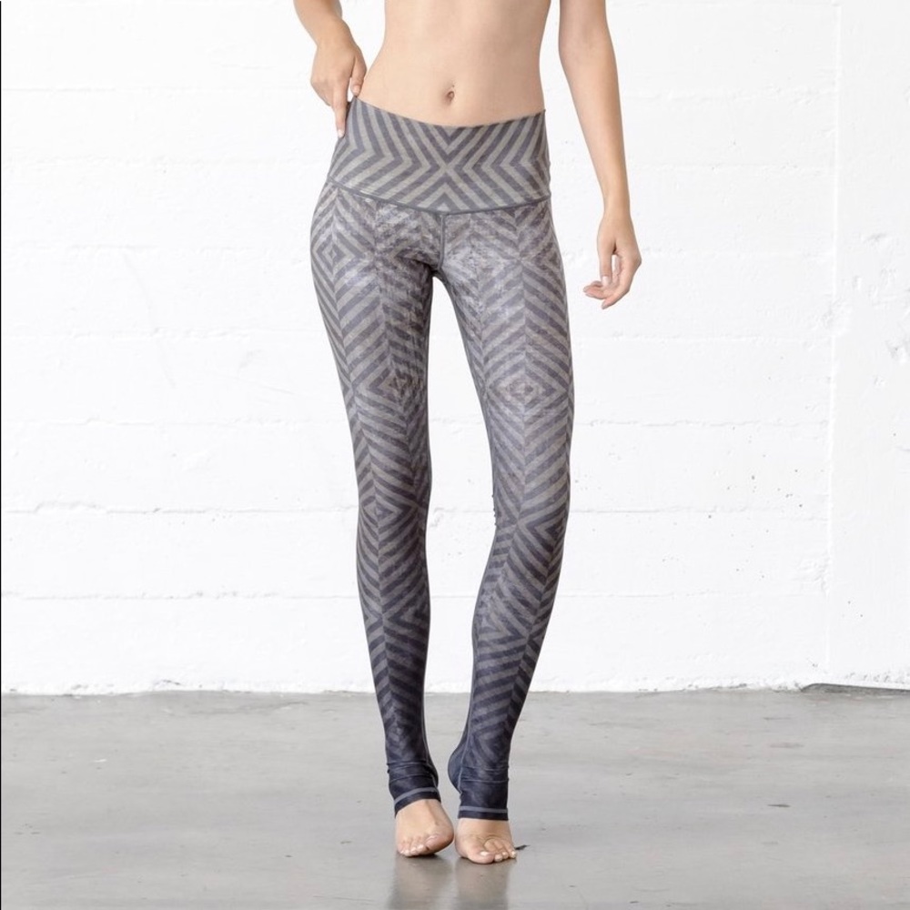 NiyamaSOL leggings
